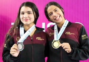 ¡TRIPLETE DE ORO EN LA NATACIÓN PARA VERACRUZ!