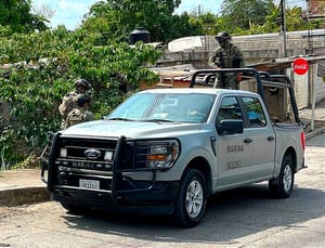 ¡MATAN A UN HOMBRE EN SU CASA Y SE LLEVAN SECUESTRADO A OTRO! - POZA RICA