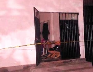 ¡PROFESOR SE SUICIDA DE UN BALAZO EN CATEMACO!