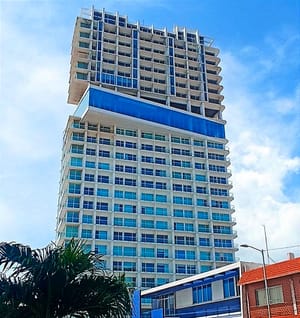 ¡SE AMPARAN POR LA “TORRE FEA”! - *EX REGIDORES PERREDISTAS CON POO