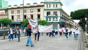 ¡EXIGEN REACTIVAR SEGURO DE VIDA! - MARCHA DE JUBILADOS Y PENSIONADOS