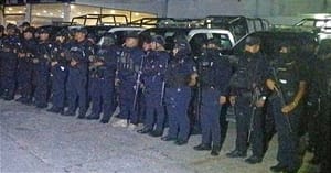 ¡MANDAN DE EMERGENCIA 235 POLICÍAS A COATZA! - *El alcalde de Coatza señala que el propietario "no recibió amenazas"