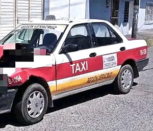 ¡LADRONES DEJAN SIN TAXI A RULETERO! - EL VEHÍCULO ESTABA ESTACIONADO AFUERA DEL IMSS DE CUAUHTÉMOC