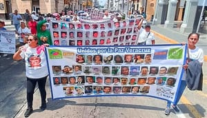 ¡SIETE MIL DESAPARECIDOS! - *Eso es lo oficial, pero los Colectivos reportan 12 mil