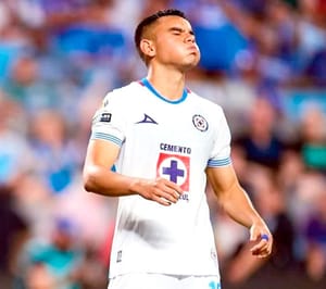 ¡CRUZ AZUL EMPATA Y CAE EN PENALES EN SU DEBUT EN LEAGUES CUP!