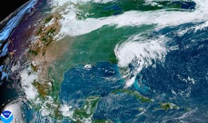 ¡PASARELA DE TORMENTAS EN EL PACÍFICO: CARLOTTA, DANIEL, EMILIA Y FABIO! - *"DEBBY" LE DIÓ A FLORIDA Y SALE AL ATLÁNTICO