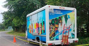 ¡BALEAN AL DE LOS REFRESCOS! - Carretera estatal Martínez de la Torre-Cuatro Caminos