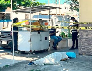 ¡FALLECE CUANDO IBA PARA LA TIENDA! - *SE DESVANENCIO EN LA BANQUETA