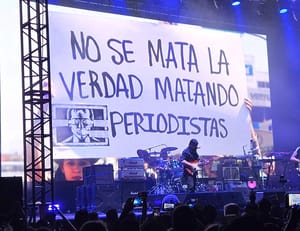 ¡HOMENAJE DE CAIFANES A PERIODISTAS ASESINADOS!