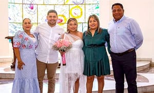 SE CASAN POR EL CIVIL MARITEA Y  LUIS ÁNGEL!