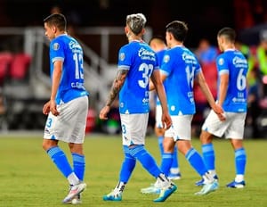 ¡NADIE MUEVE A CRUZ AZUL DE LA CIMA EN LIGA MX!