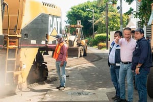 ¡UNÁNUE ECHA UN OJO A LA PETROLERA!