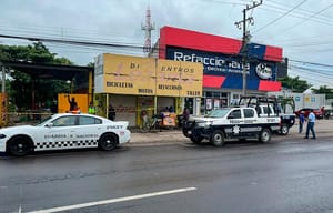 ¡JOVEN HERIDO A BALAZOS EN VIOLENTO ASALTO EN TEJERÍA!