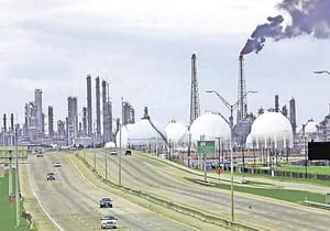 ¡DERRAME QUÍMICO EN REFINERÍA DEER PARK!