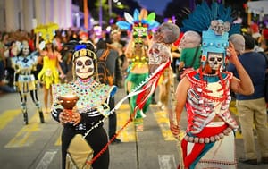 ¡PURAS CATRINAS! - CARNAVALAZO