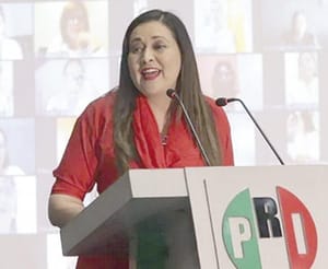 ¡LA SENADORA CYNTHIA LÓPEZ RENUNCIA AL PRI!