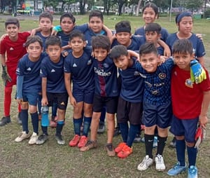 EN EL TORNEO RELÁMPAGO DE LA LIGA MUNICIPAL...