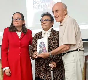 PRESENTAN LIBRO “MIENTRAS PASA EL INVIERNO”