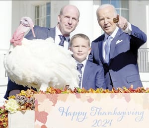 ¡BIDEN INDULTA A PAVOS EN SU ÚLTIMA NAVIDAD! - EN LA CASA BLANCA