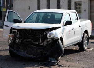 ¡COLISIONAN JAPONÉS Y SUPER AUTO ALEMÁN!