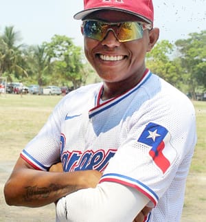 ¡RANGERS GANA CON DRAMA A PADRES EN LA PELOTA DE LA COLONIA CUAUHTÉMOC!!