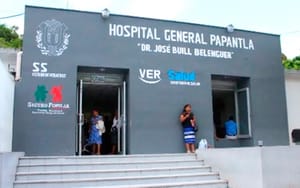 ¡MUJER DA A LUZ EN LOS BAÑOS DEL HOSPITAL CIVIL DE PAPANTLA!