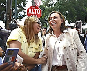 ¡CHÍO TOMA PROTESTA COMO GOBERNADORA!