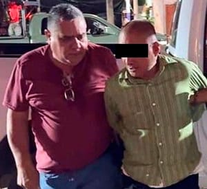 ¡CAE EX POLICÍA QUE MATÓ A PUÑALADAS A SU HERMANO!