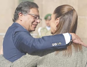 ¡SHEINBAUM DIALOGA CON GUSTAVO PETRO SOBRE MIGRACIÓN Y UNIDAD ENTRE GOBIERNOS PROGRESISTAS!