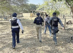 ¡ENCUENTRAN 15 CUERPOS EN FOSAS CLANDESTINAS!