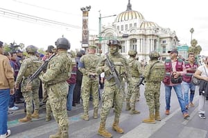 ¡SHEINBAUM AVALA OPERATIVO PARA DESALOJAR A COMERCIANTES EN EL PALACIO DE BELLAS ARTES!