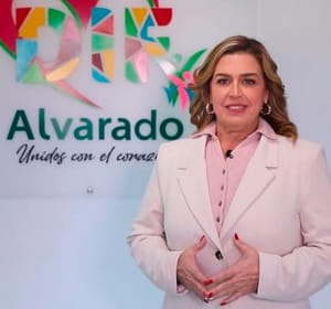 ¡RENUNCIA DIRECTORA DEL DIF! - DE ALVARADO