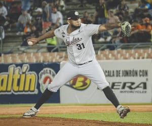 ¡SIGUEN ARMANDOSE! - *El águila anuncia otro pitcher relevista para la temporada 2025