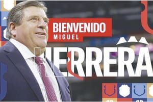 ¡“PIOJO” HERRERA ES ELEGIDO NUEVO TÉCNICO DE COSTA RICA!