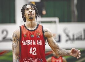 ¡JUGADOR DE HALCONES ROJOS BRILLA EN DUBAI!