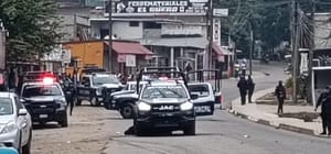 ¡MASACRAN A POLICIAS MUNICIPALES! - EN UNA EMBOSCADA EN EL EJIDO LAS LIMAS DE TUXTEPEC, OAXACA