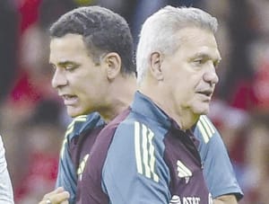 ¡RAFA ESTÁ ENCABRONADO!.- JAVIER AGUIRRE