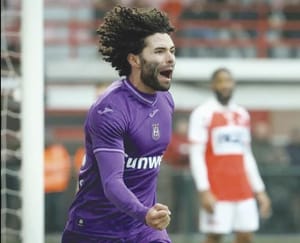 ¡”CHINO” HUERTA SE ESTRENA CON GOL EN ANDERLECHT