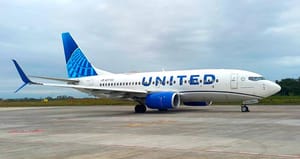 ¡SE “DESCONCHINFLA” AVIÓN DE UNITED! - DESPEGABA DEL AEROPUERTO DE VERACRUZ