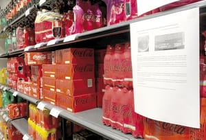 ¡COCA-COLA RETIRA BEBIDAS POR POSIBLE RIESGO QUÍMICO!