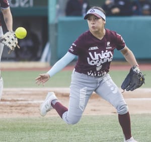 ¡TERMINA EL SUEÑO! - *El Aguila femenil se queda fuera de los playoff en la LMS