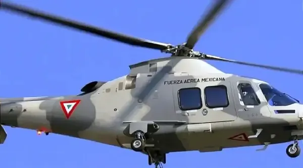 ¡HELICÓPTERAZO EN DURANGO! -Un Bell 212 de la Fuerza Aérea