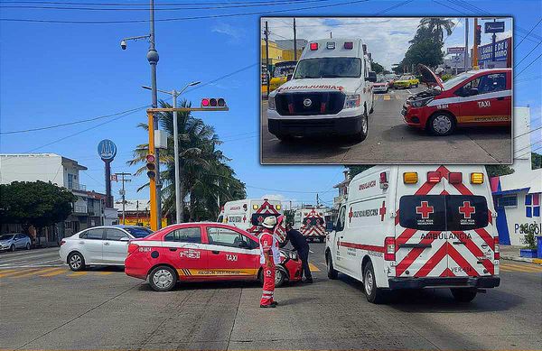 Cuando se dio cuenta la tenía enfrente... ¡TAXI VS AMBULANCIA!