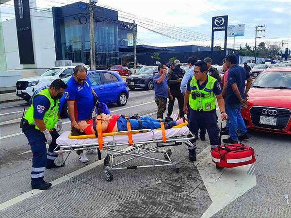 ¡Accidente en Joyas de Mocambo: Una Mujer Atropellada y el Conductor Retenido!