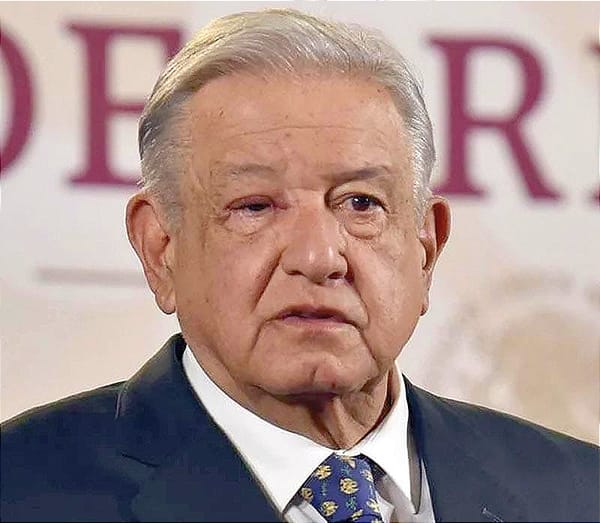 ¡AMLO AMANECE CON UN "TUTUPICHE" EN EL OJO DERECHO! -“Esta es una infección que yo creo que agarré en la última gira"