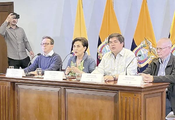 ¡QUE ECUADOR AGOTÓ DIÁLOGO CON MÉXICO! - DICE SU CANCILLER