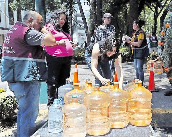 ¡QUE NO SE BAÑEN SI LES PICA! - *Y MENOS SE LA TOMEN *ALCALDÍA BENITO JUÁREZ CDMX