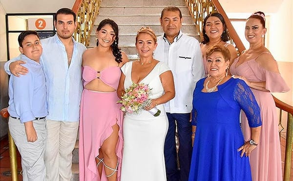 ROBERTO E ILEANA UNEN SUS VIDAS - FELICIDADES A LOS NOVIOS!