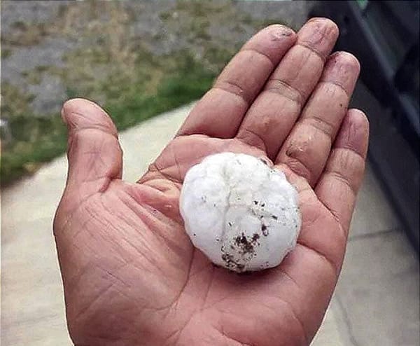 ¡CAE GRANIZADA AL SUR DE PACHUCA!