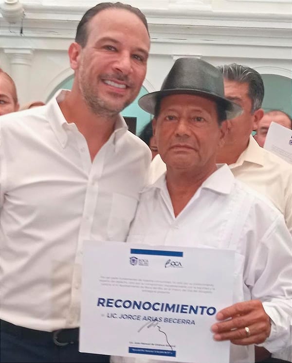 RECONOCIMIENTO A EL LICENCIADO JORGE ARIAS BECERRA...